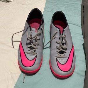 Ladies shoes size 8